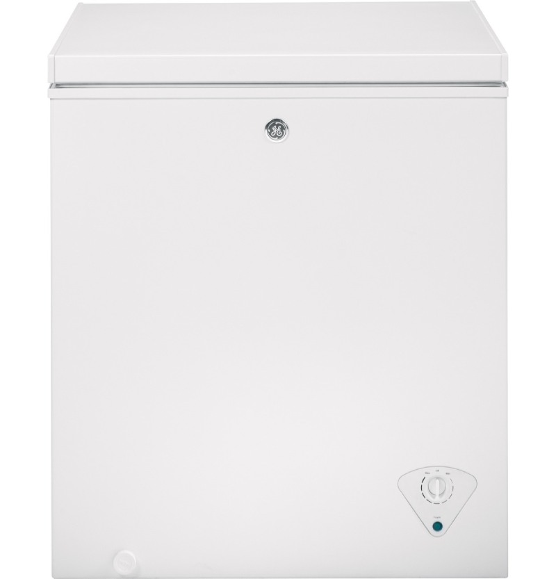 GE FCM5SKWW Garage-Ready Chest Freezer