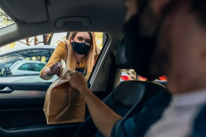 Restaurant Offering Curbside Food Pickup